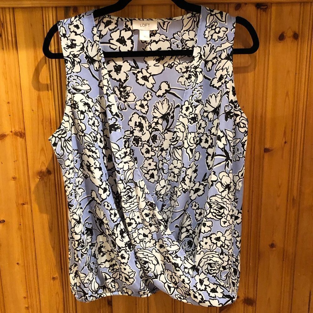 Loft Criss Cross Front Top Size Medium - Picture 7 of 15